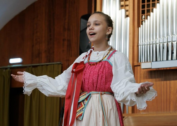 Концерт-лекция «Здесь начинается Сибирь»