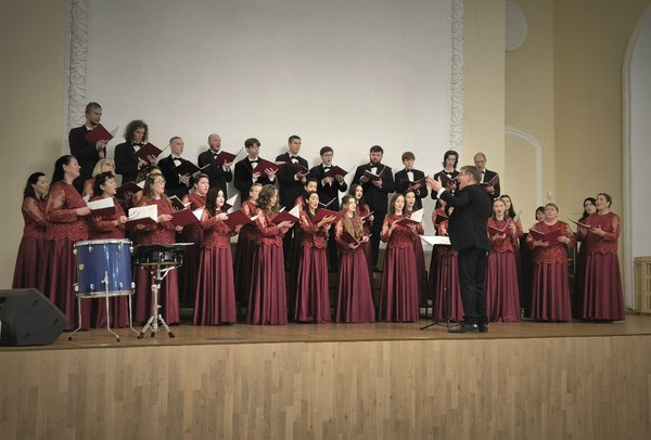 Академический смешанный хор ГЦКиД им. Васильева