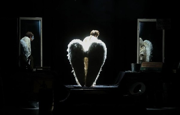 Спектакль «Чудо в перьях»