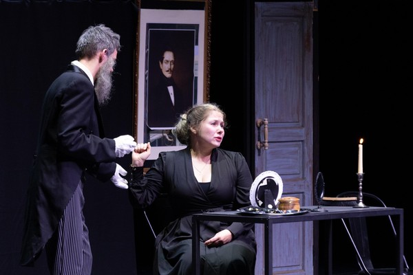 Спектакль «И в_шутку и в_серьёз. О любви»