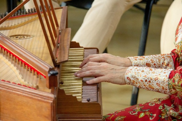 Россыпью звуков рисуя портрет…