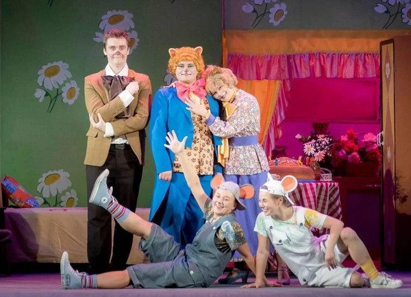 Спектакль «День рождения кота Леопольда»