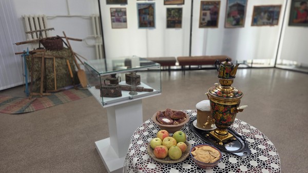 Выставочный проект «По сусекам»