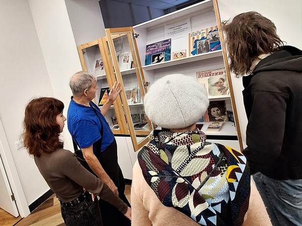 Выставка «Идеал эстрадной певицы»