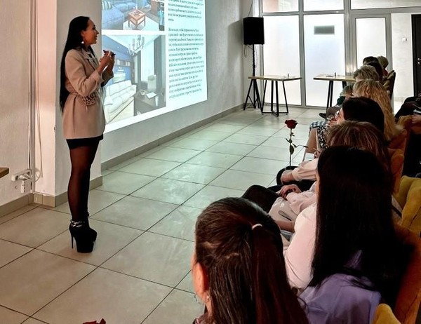 Встреча «Традиции и новаторство: интерьер для молодой семьи»