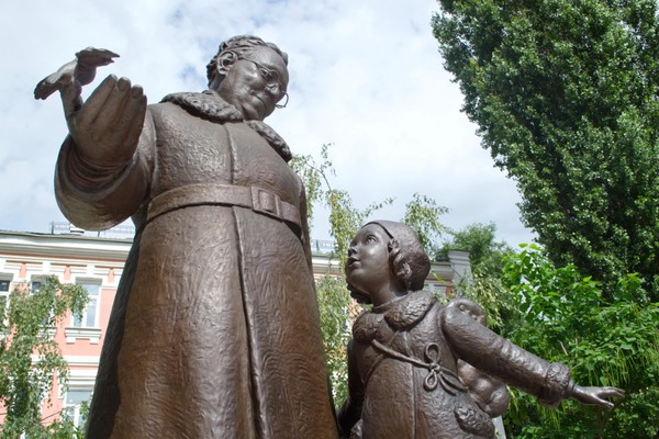 Литературная прогулка «Весна в городе V»