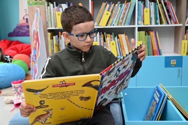 Познавательный час «Прекрасные и опасные»