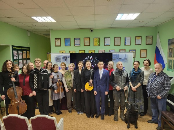 Концертная программа «Мелодии весны и любви»