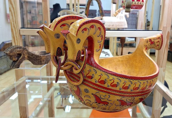 Выставка «Коня увидишь – поклонись!»