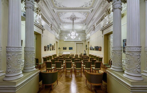 Презентация книги «В некотором царстве…Сказки народов России»