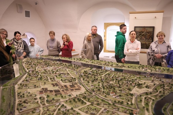 Экспозиции объектов Псковского музея-заповедника