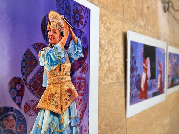 Фотовыставка «По страницам фестиваля прошлых лет»