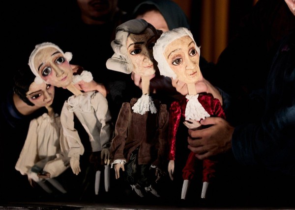 Спектакль «Тронутый. Как возник русский театр»