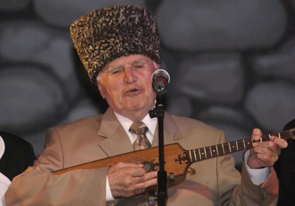 Программа «Вечер памяти народного артиста ЧИАССР Валида Дагаева»