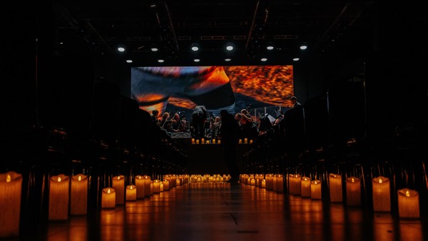 Мировые рок-хиты в сиянии тысячи свечей