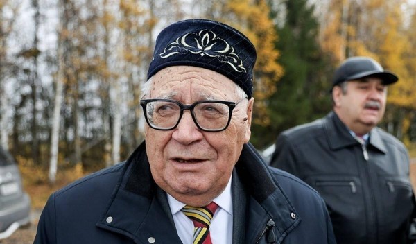 Театрализованная встреча «Ода любви. Юбилей. Радиф Гаташ»