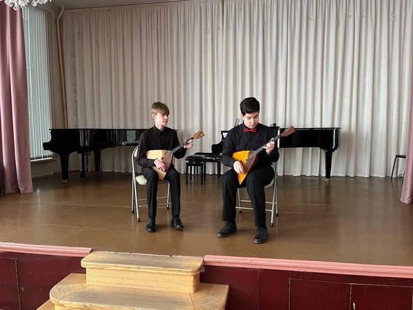 Концерт отделения народных инструментов, посвященный 165-ЛЕТИЮ ВАСИЛИЯ АНДРЕЕВА