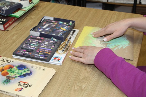 Познавательная беседа с мастер-классом «Ковер дружбы: узоры народов России»