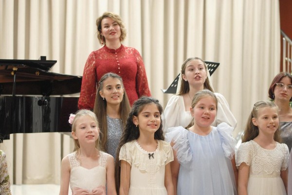 Интерактивная игра «Весенние загадки от Весны»