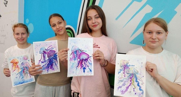 Цикл занятий в студии «Акварелька»