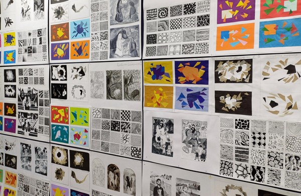 Выставка «Упражнения к композиции»