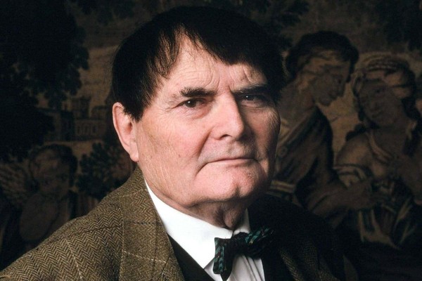 «Мастер семейного романа»