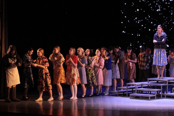 Спектакль «Опаленное детство…»