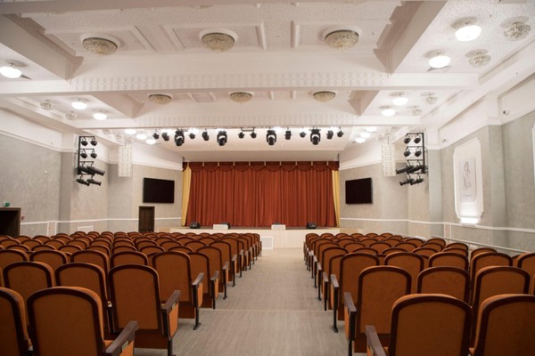 Спектакль «Прощай, овраг!»