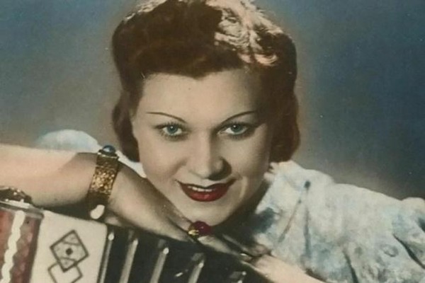 Литературно-музыкальная композиция «Легенда времени»