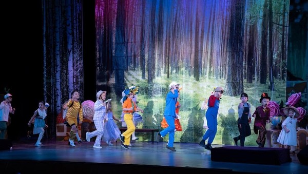 Музыкальный спектакль «Страна детства»