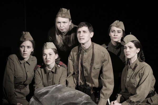 А зори тихие... закаты алые