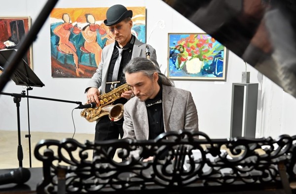 Трио Juzt. Spring Stuff