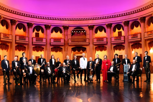 Концерт Олега Оганезова «Грустить не надо!»