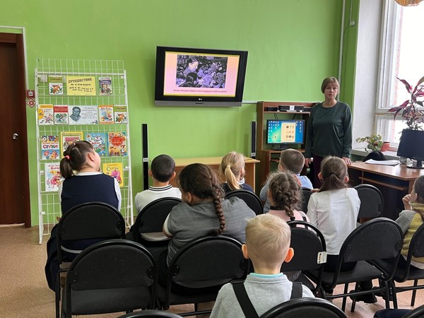 Экологический час «Кто летает и поет с нами рядышком живет»