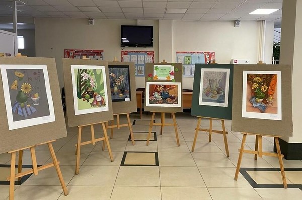 Выставка «Женский праздник»