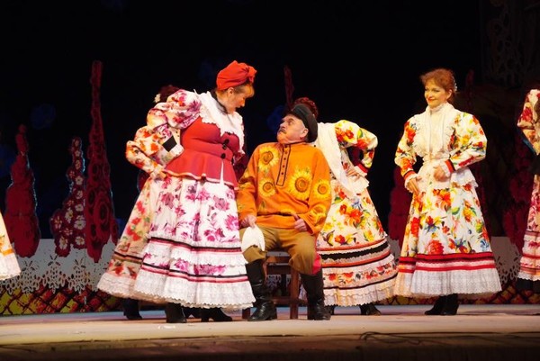 Музыкальная комедия «Бабий бунт»