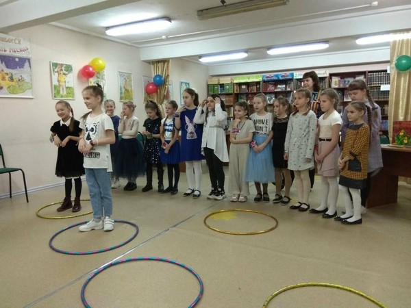 Литературно-музыкальная игра «Весенние улыбки»