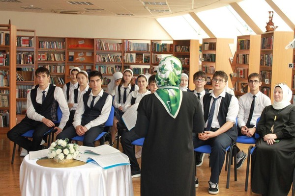 Викторина «Мы славим женщину России»