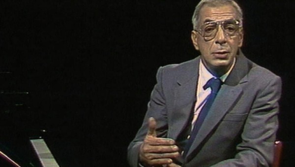 Музыкальные мгновения «Маэстро любви и света»