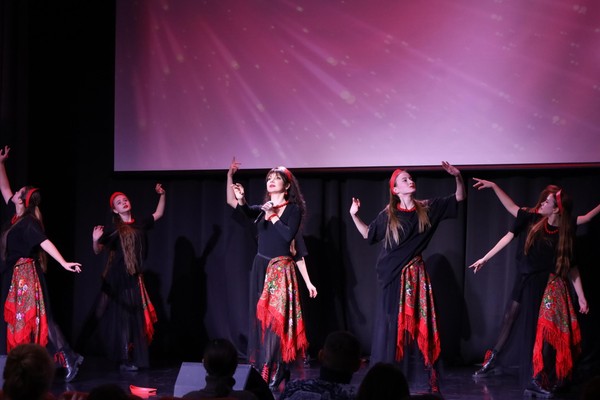 Концерт «К женщине с любовью»