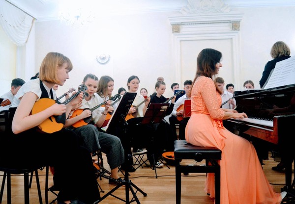 Концерт оркестра народных инструментов