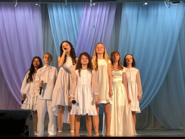 Концертная программа «Мы славим женщину!»