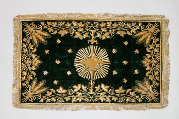 Выставка «Другое золото. Золотошвейное искусство народов Евразии»