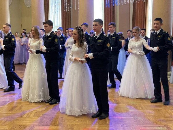 Концерт «Кадетский бал»