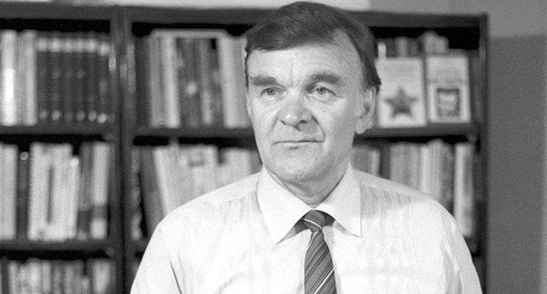 Тематическая беседа «Фронтовые писатели и поэты: Юрий Бондарев»