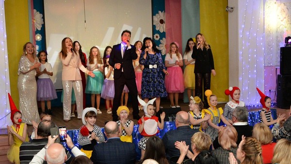 «Весна. Женщина. Музыка!»