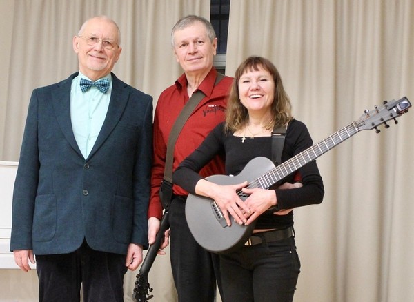 Музыкально-поэтическая программа «Мужское VS Женское» в трёх частях с прологом и эпилогом