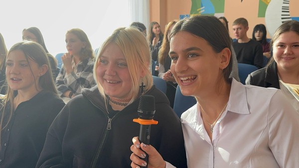 Интерактивная игра «Голоса Победы»