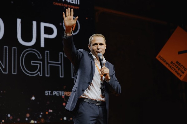 Unicorn Arena: открытый питчинг проектов Оскару Хартманну