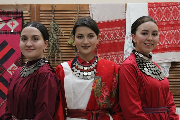 Праздничный вечер «Ягез әле, кызлар!–Буыннар эстафетасы»